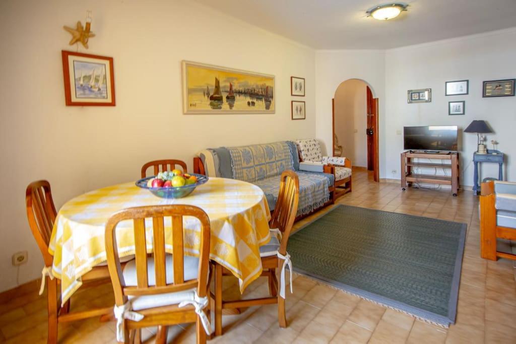 Cozy Apartment Near The Beach Портиман Экстерьер фото